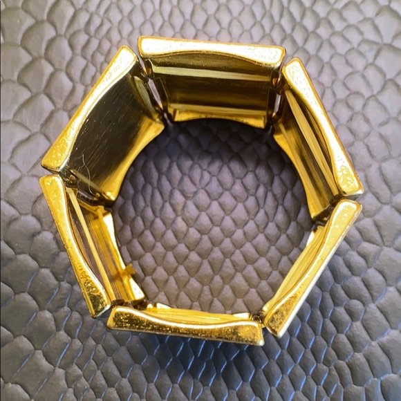 Jewelry - Picture 2 of 2